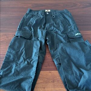 Trail life  Cargo convertible Pants/shorts
